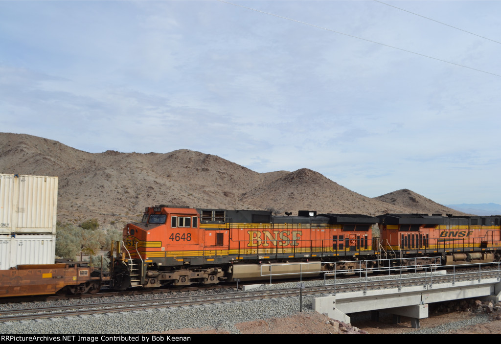 BNSF 4648